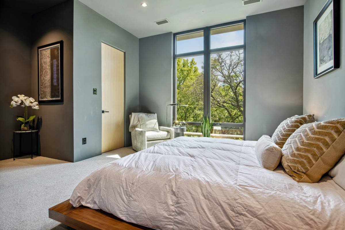 Can a Healing Mattress Actually Speed Up Recovery? Here’s What Science (and My Aching Back) Says