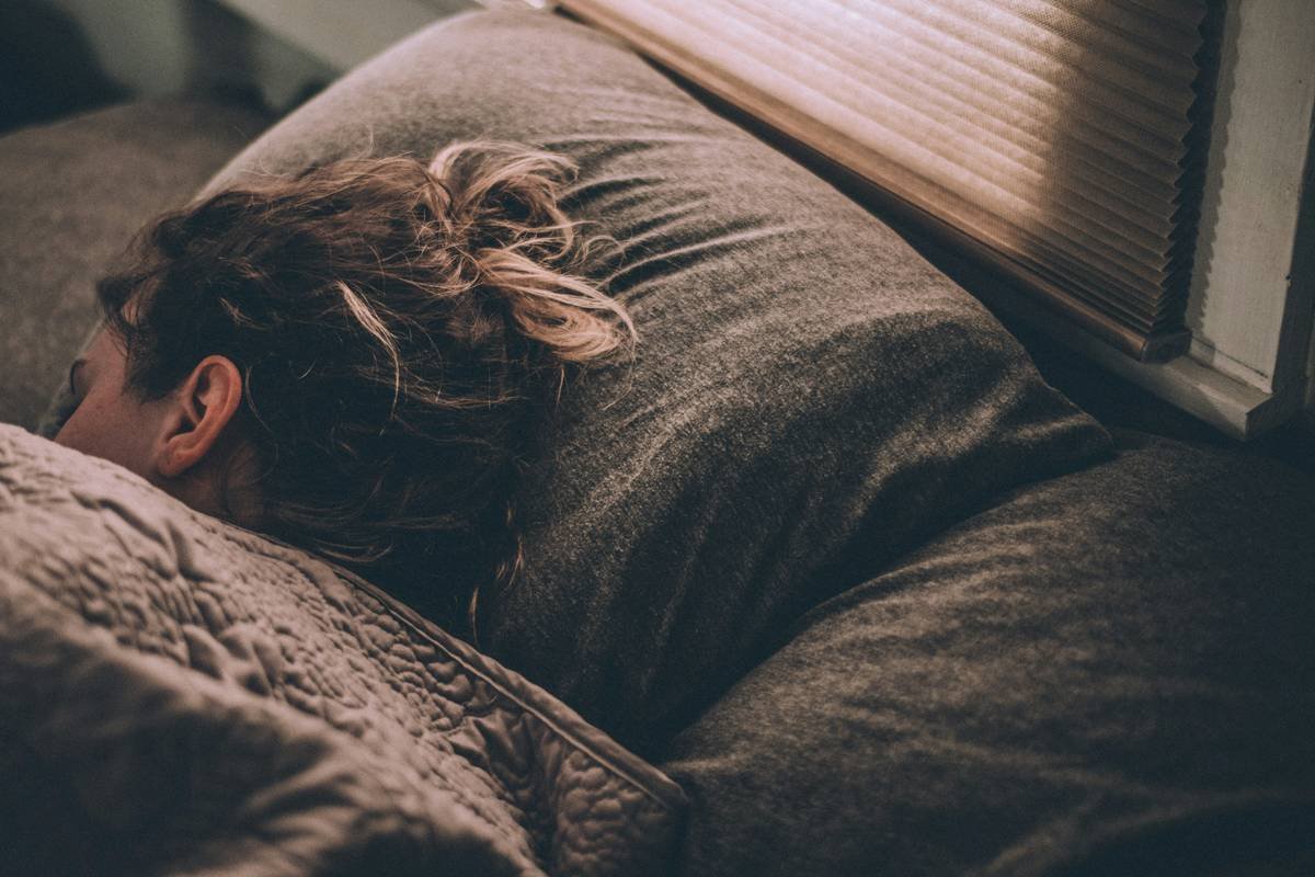 Comfort FAQs: Your Ultimate Guide to Hybrid Mattresses for Better Sleep & Weight Loss Support